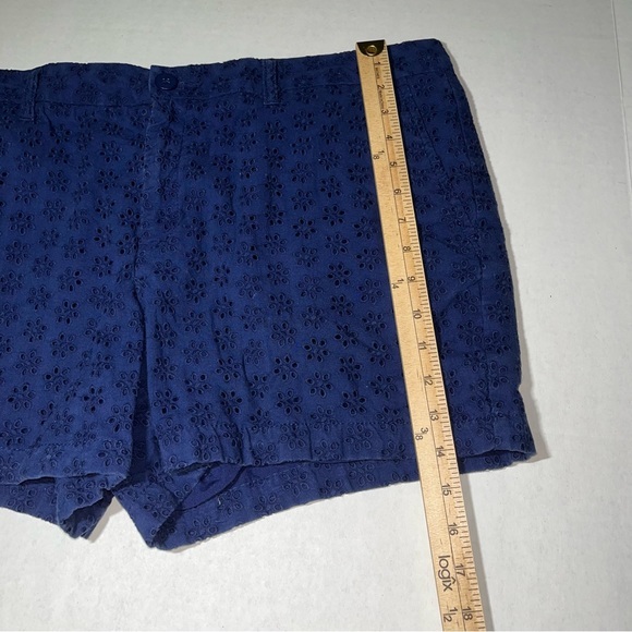 Faded Glory Blue Flower Eyelet Overlay Shorts Size 18 - Picture 9 of 9